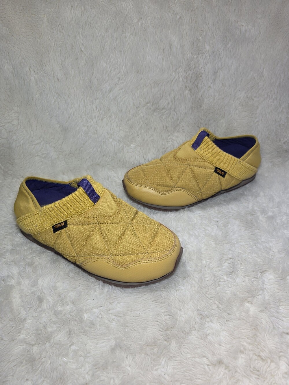 Teva ReEmber Quilted Slip On Camp Shoes Slippers Yellow Gold Purple Women's 7